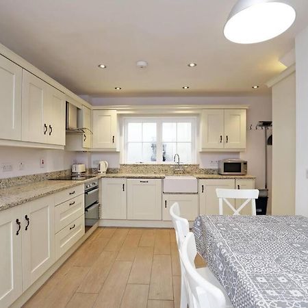 Royal Hillsborough Village Luxury Townhouse Εξωτερικό φωτογραφία