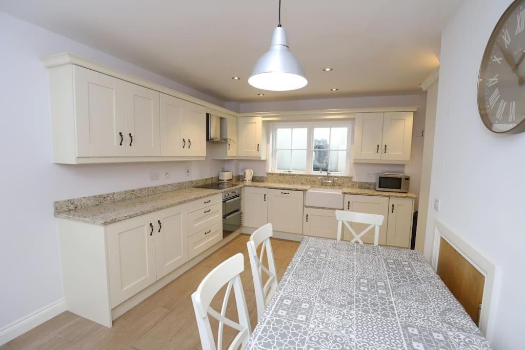Royal Hillsborough Village Luxury Townhouse Εξωτερικό φωτογραφία