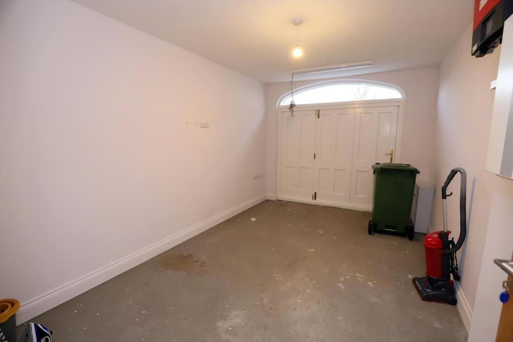 Royal Hillsborough Village Luxury Townhouse Εξωτερικό φωτογραφία
